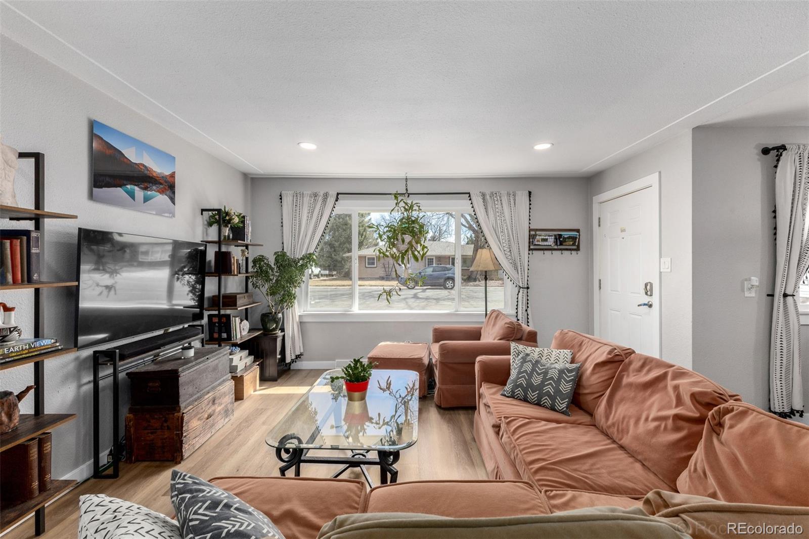 MLS Image #6 for 1739  collyer street,longmont, Colorado