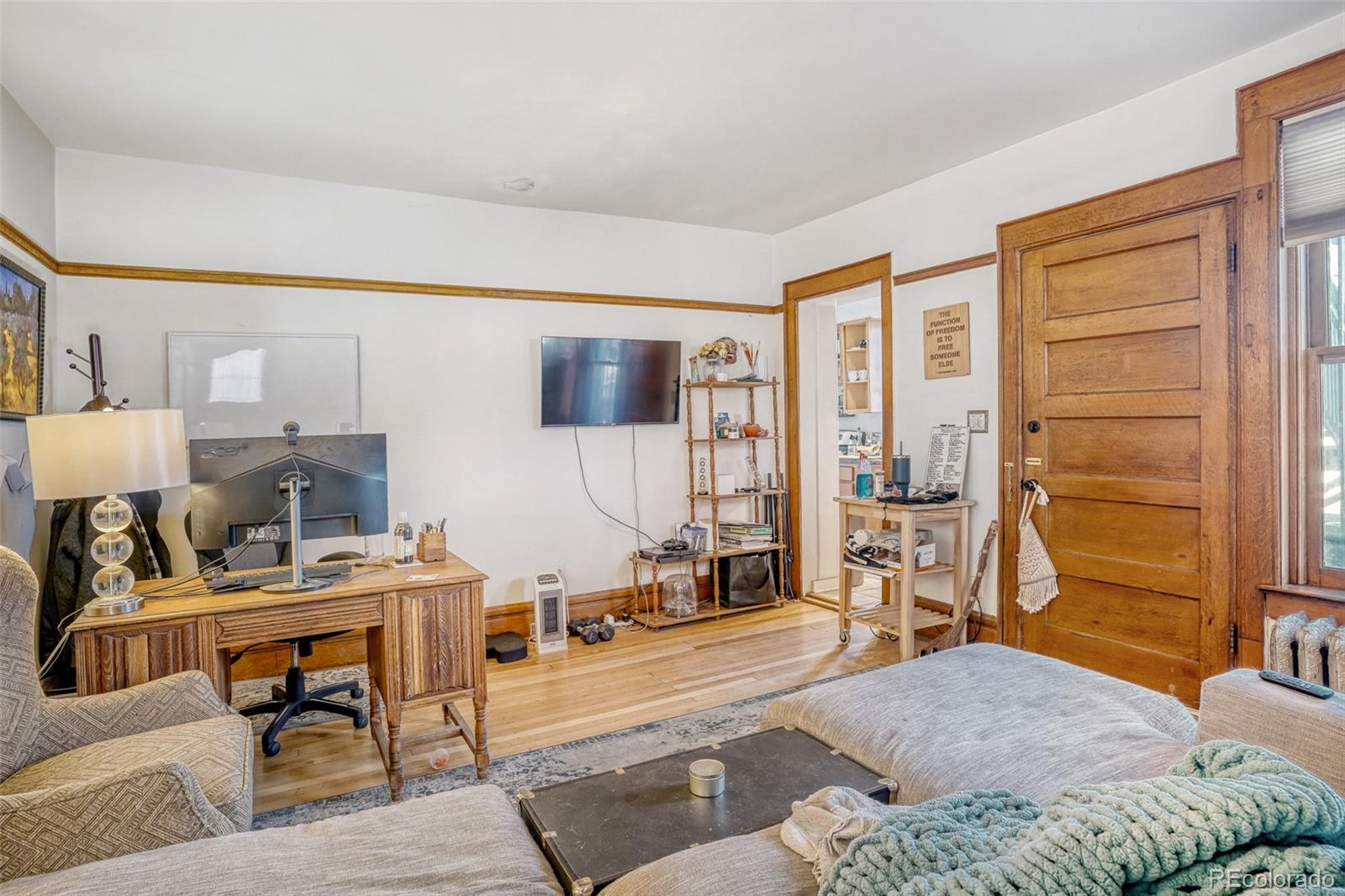 MLS Image #6 for 1120 n clarkson street,denver, Colorado