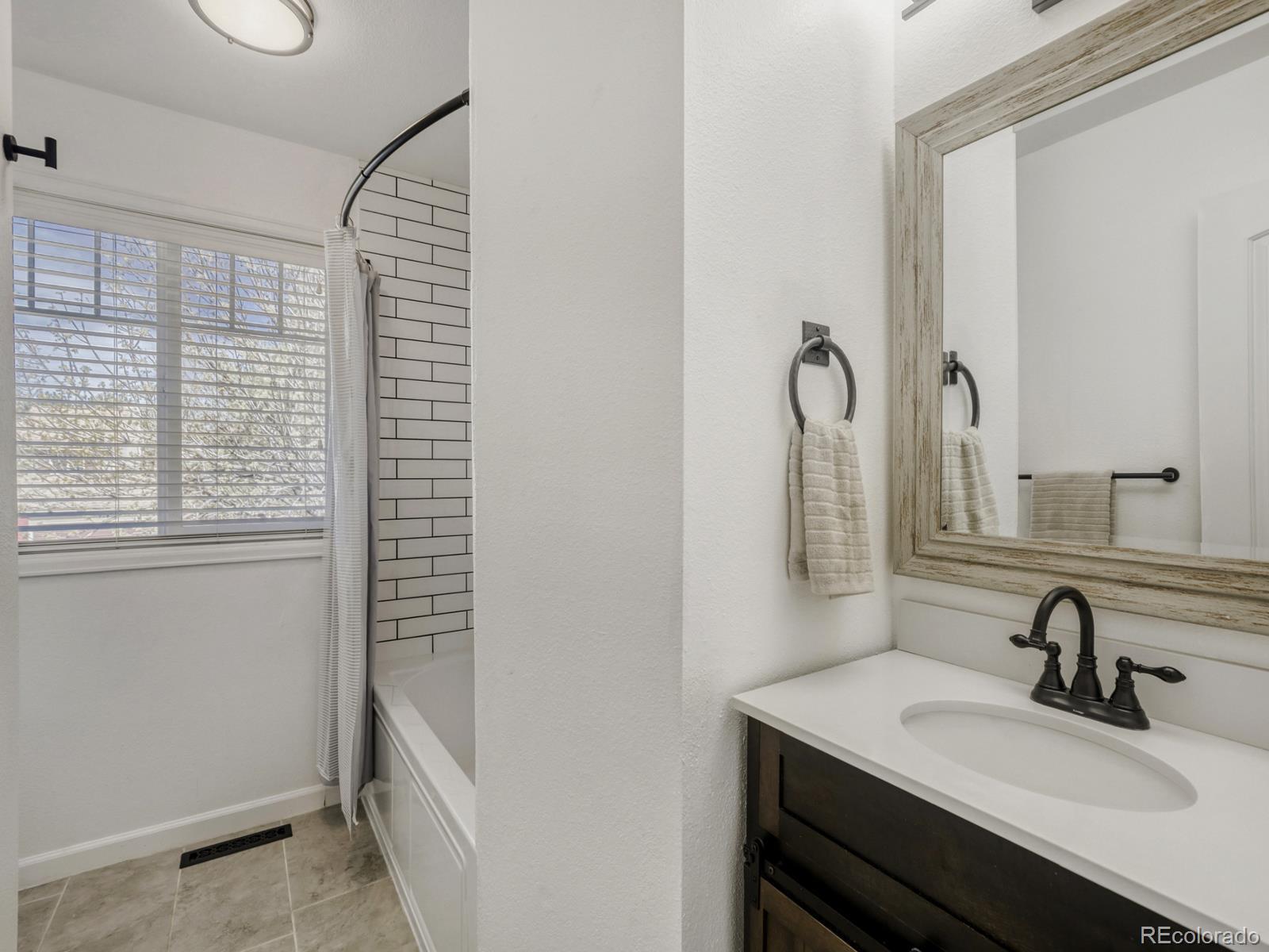 MLS Image #18 for 717  elliott street,longmont, Colorado