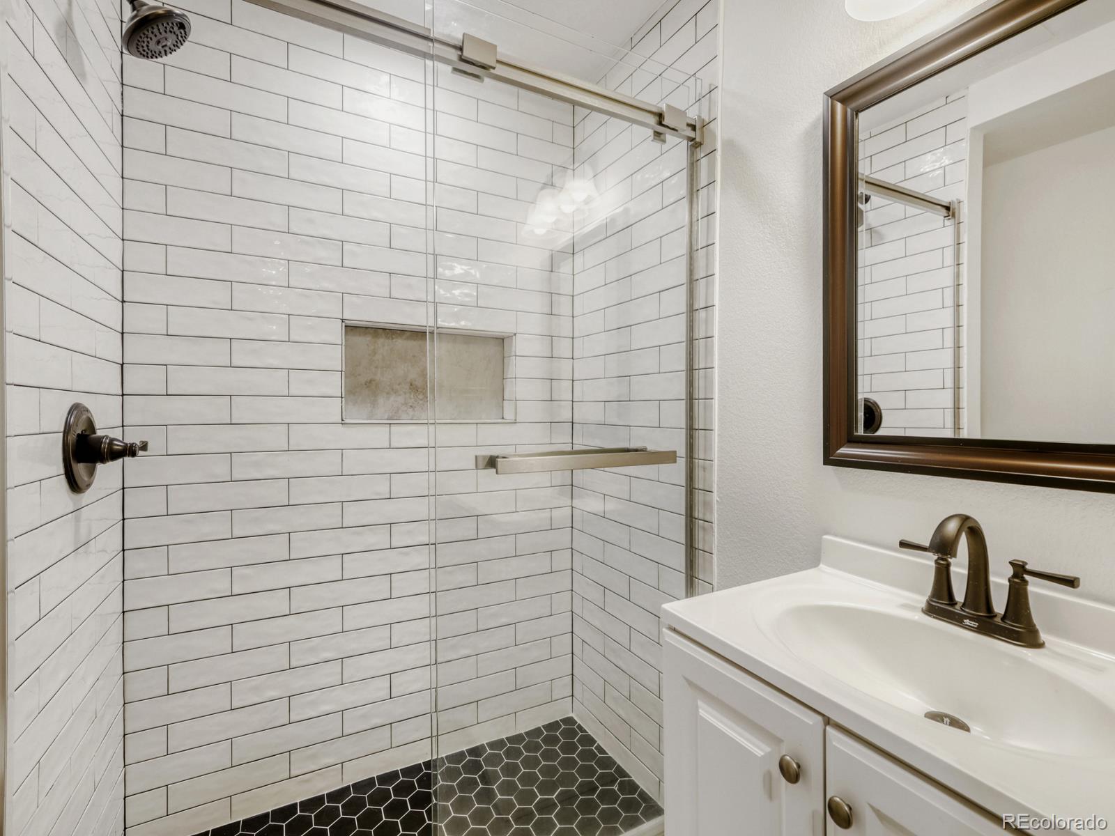 MLS Image #23 for 717  elliott street,longmont, Colorado