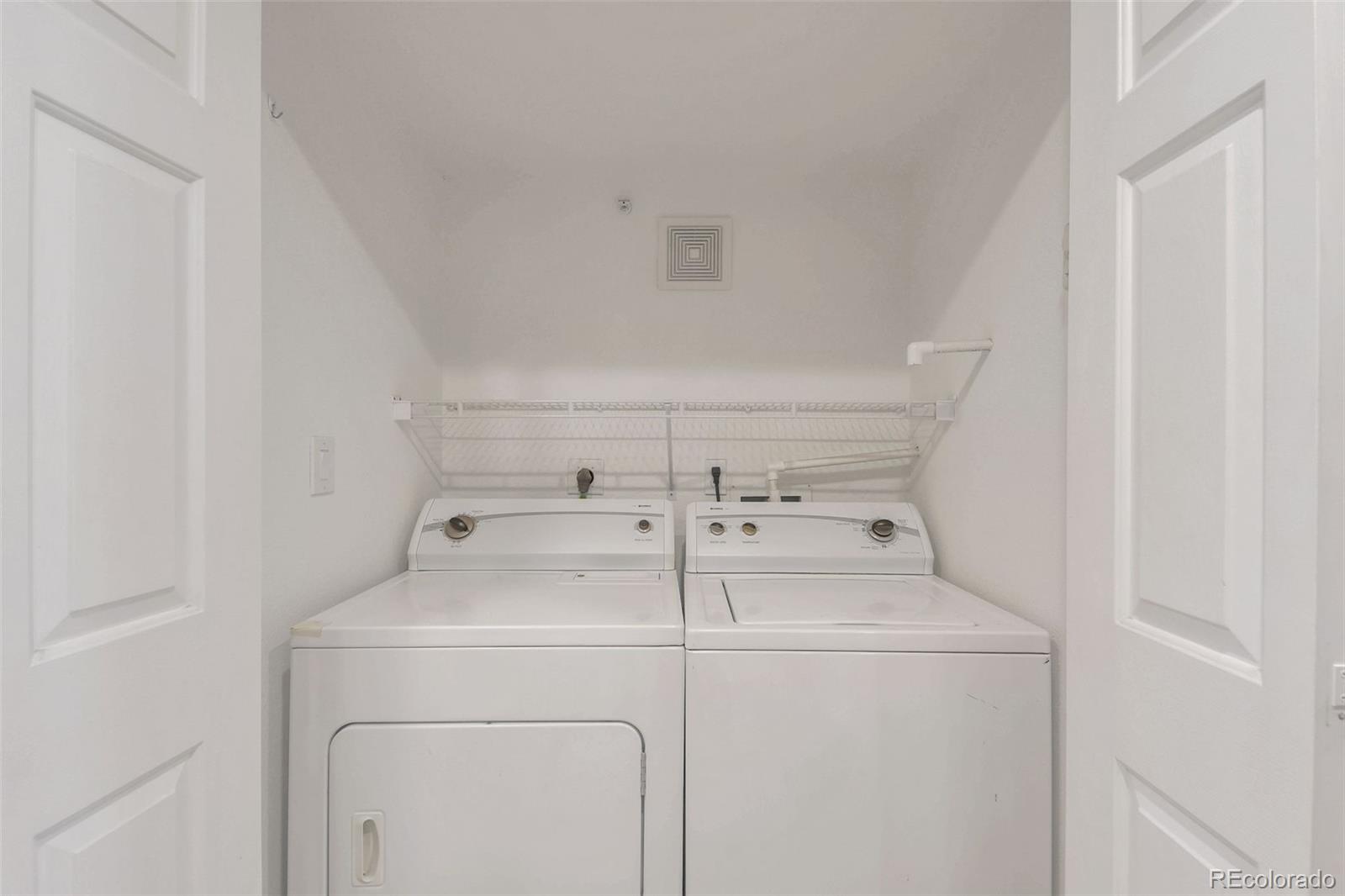 MLS Image #14 for 12555 e tennessee circle,aurora, Colorado