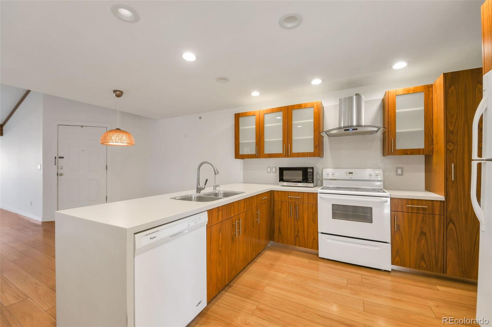 MLS Image #2 for 12555 e tennessee circle,aurora, Colorado