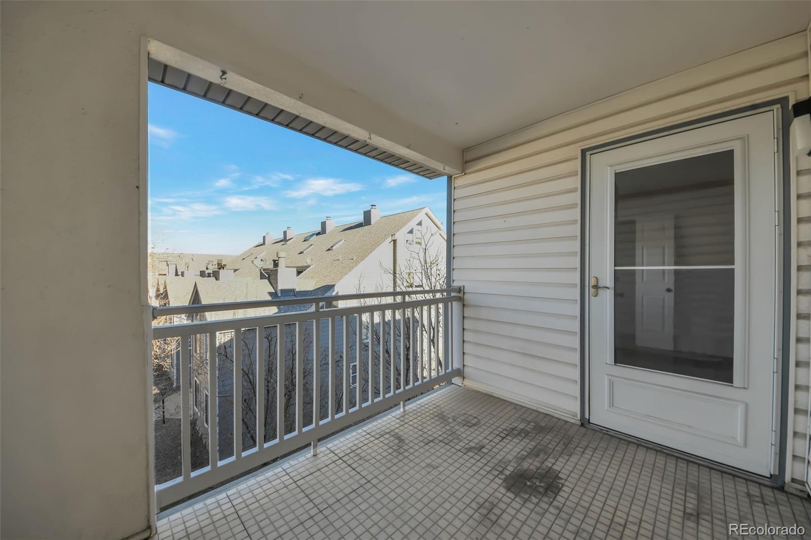 MLS Image #6 for 12555 e tennessee circle,aurora, Colorado