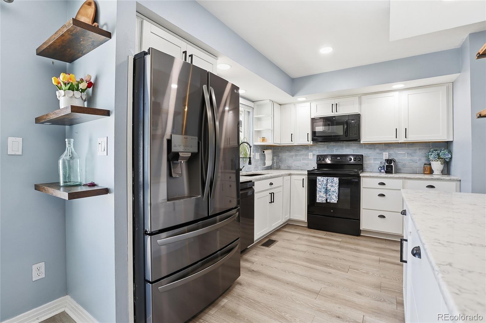 MLS Image #11 for 6937 e briarwood drive,centennial, Colorado