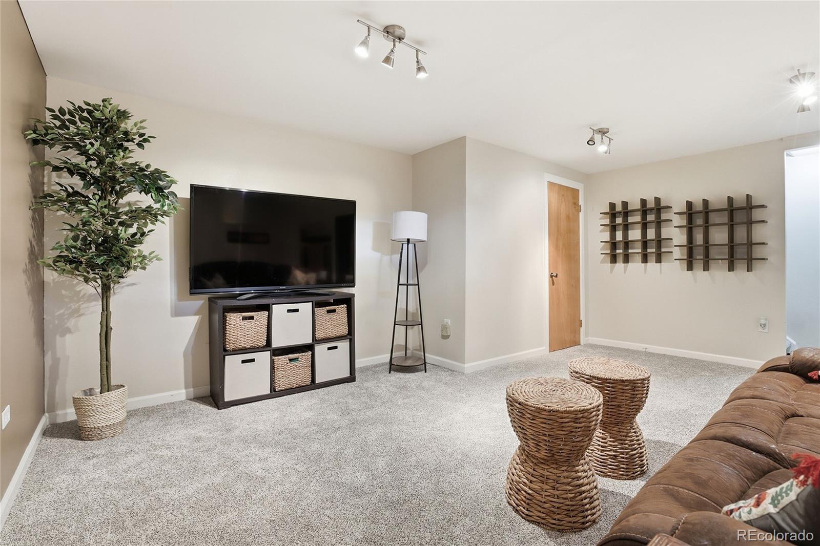 MLS Image #31 for 6937 e briarwood drive,centennial, Colorado