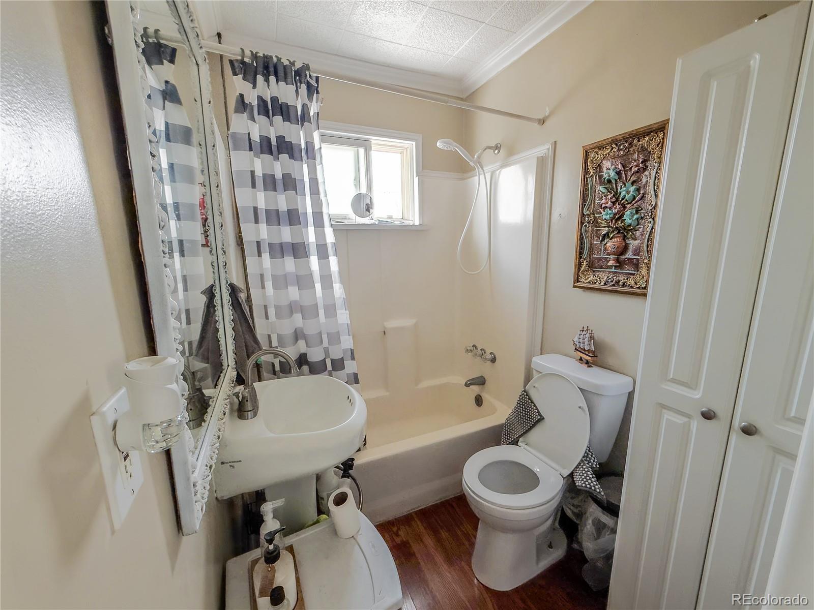 MLS Image #12 for 6736  grove street,denver, Colorado