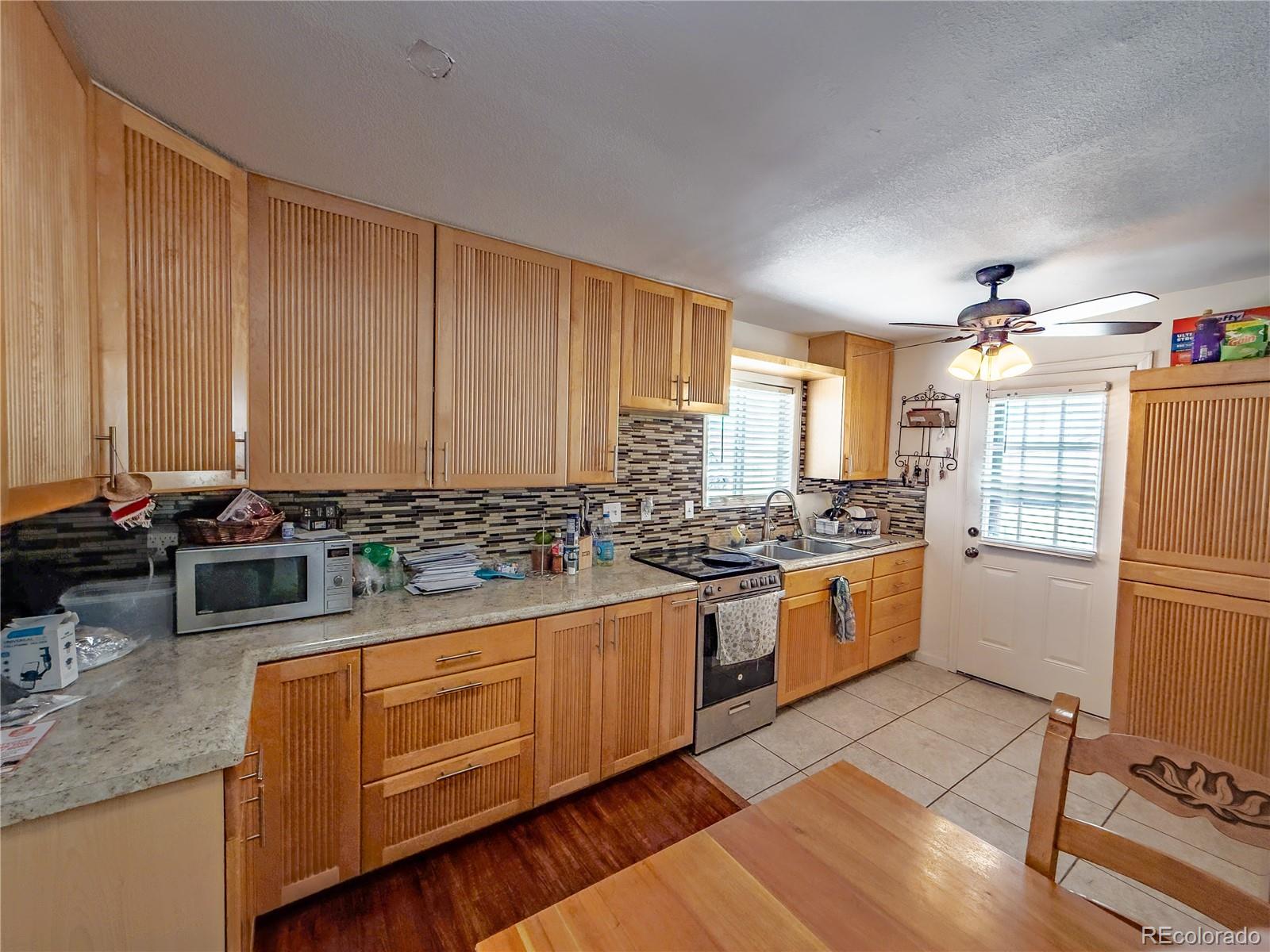 MLS Image #4 for 6736  grove street,denver, Colorado