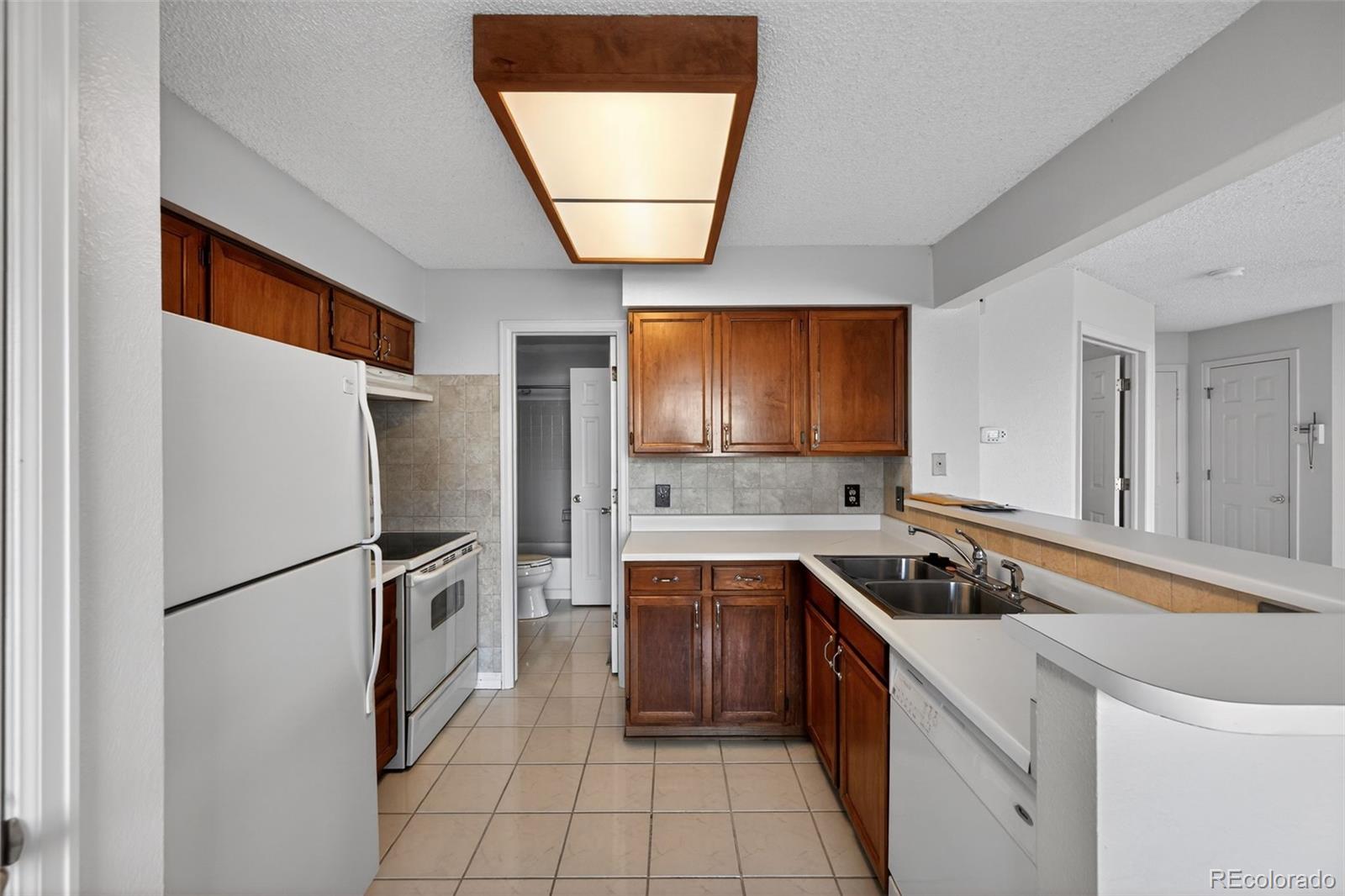 MLS Image #18 for 13732 e lehigh avenue a,aurora, Colorado