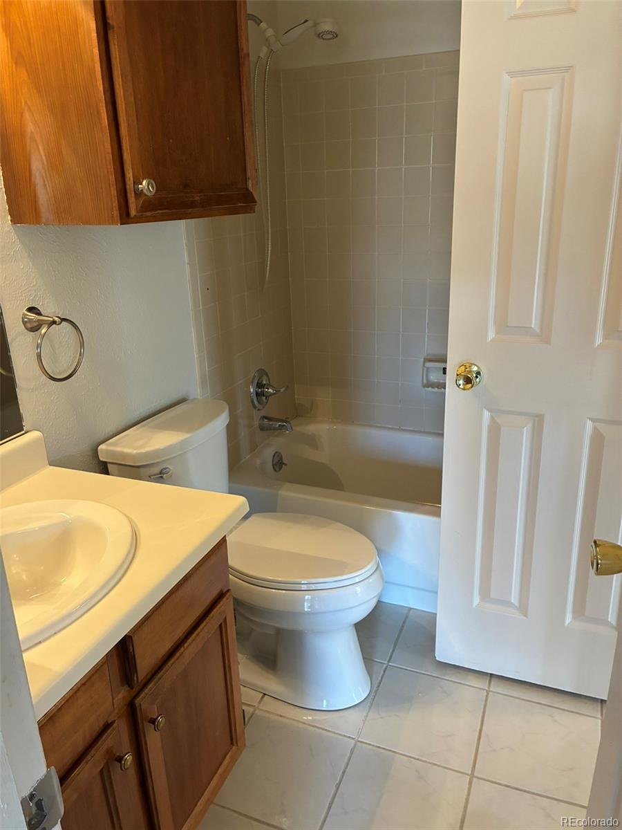 MLS Image #21 for 13732 e lehigh avenue a,aurora, Colorado
