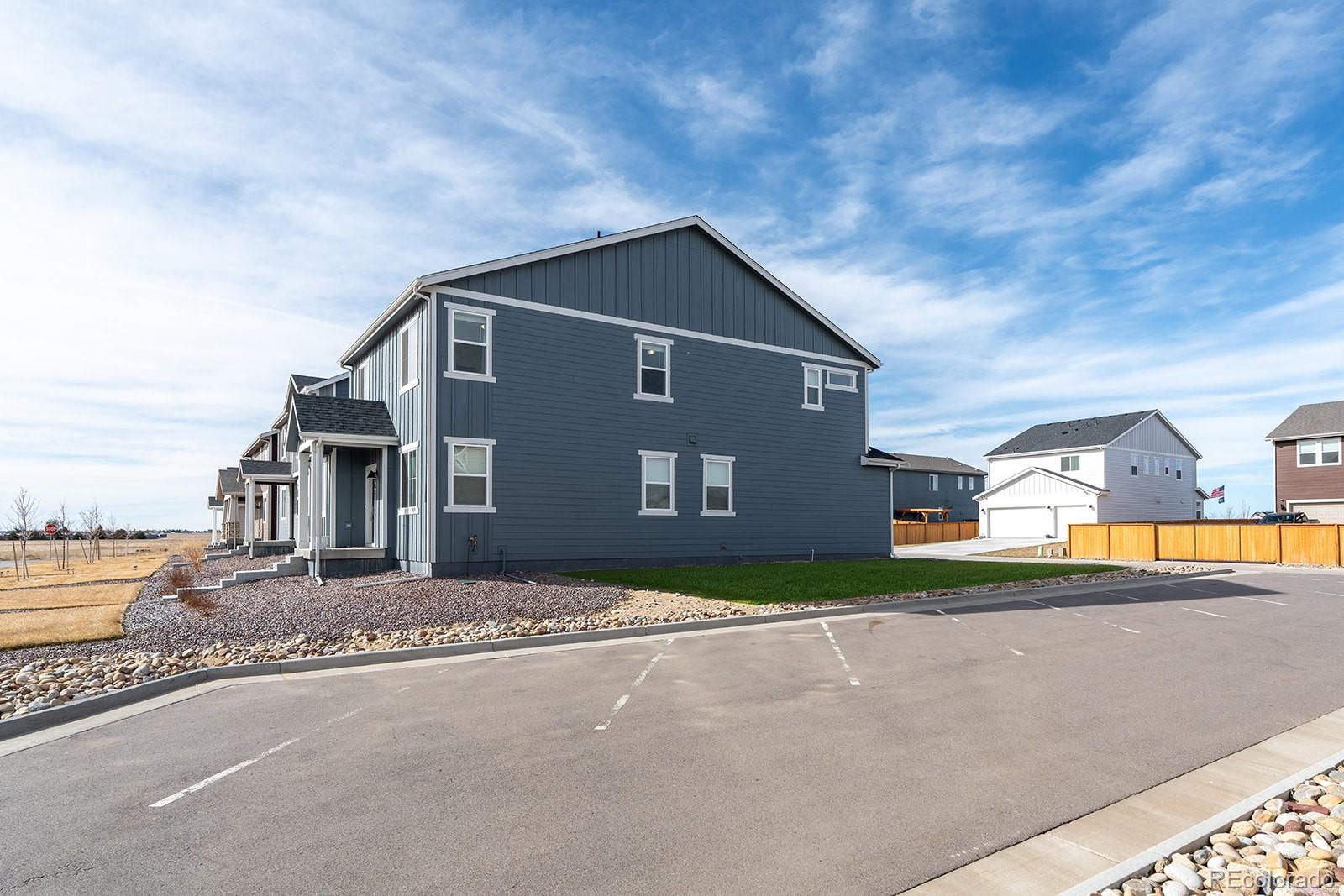 MLS Image #31 for 2901  oxley street,strasburg, Colorado