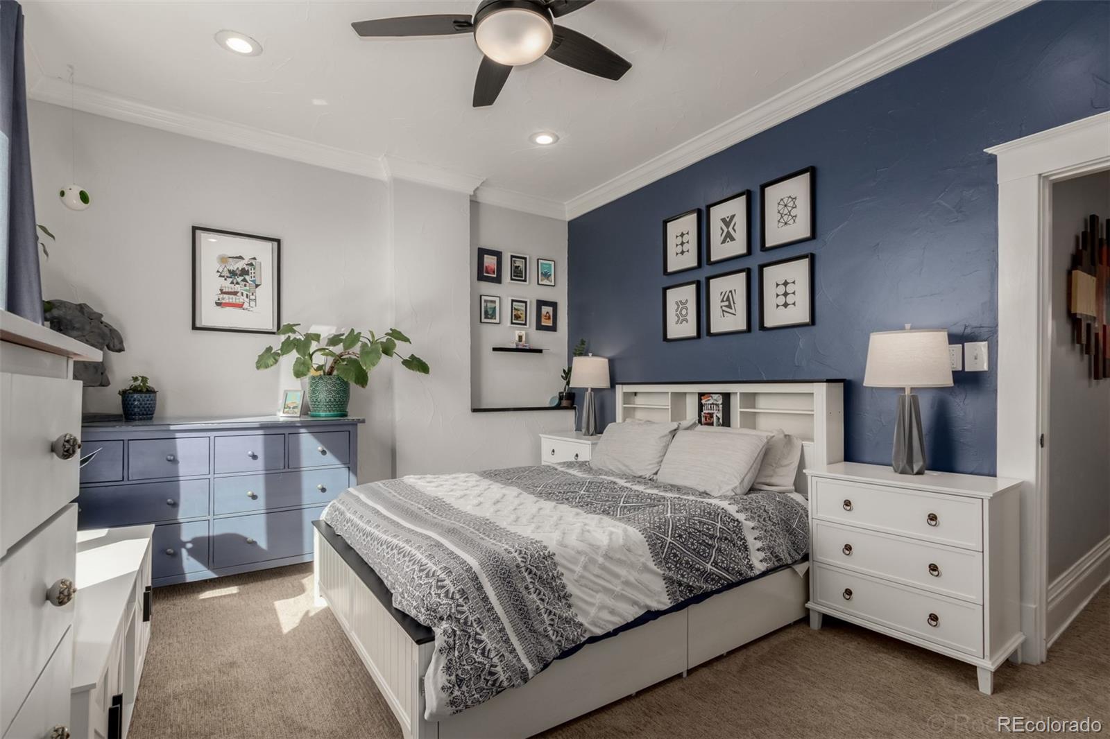 MLS Image #11 for 300 s lincoln street,denver, Colorado