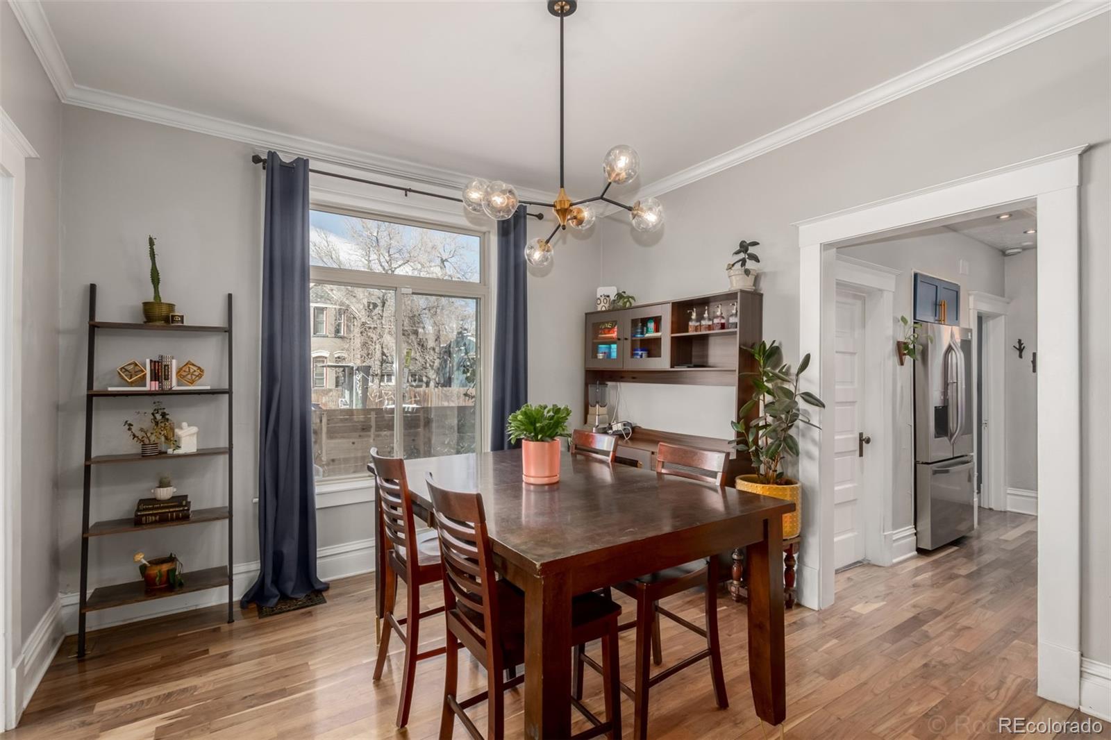 MLS Image #3 for 300 s lincoln street,denver, Colorado