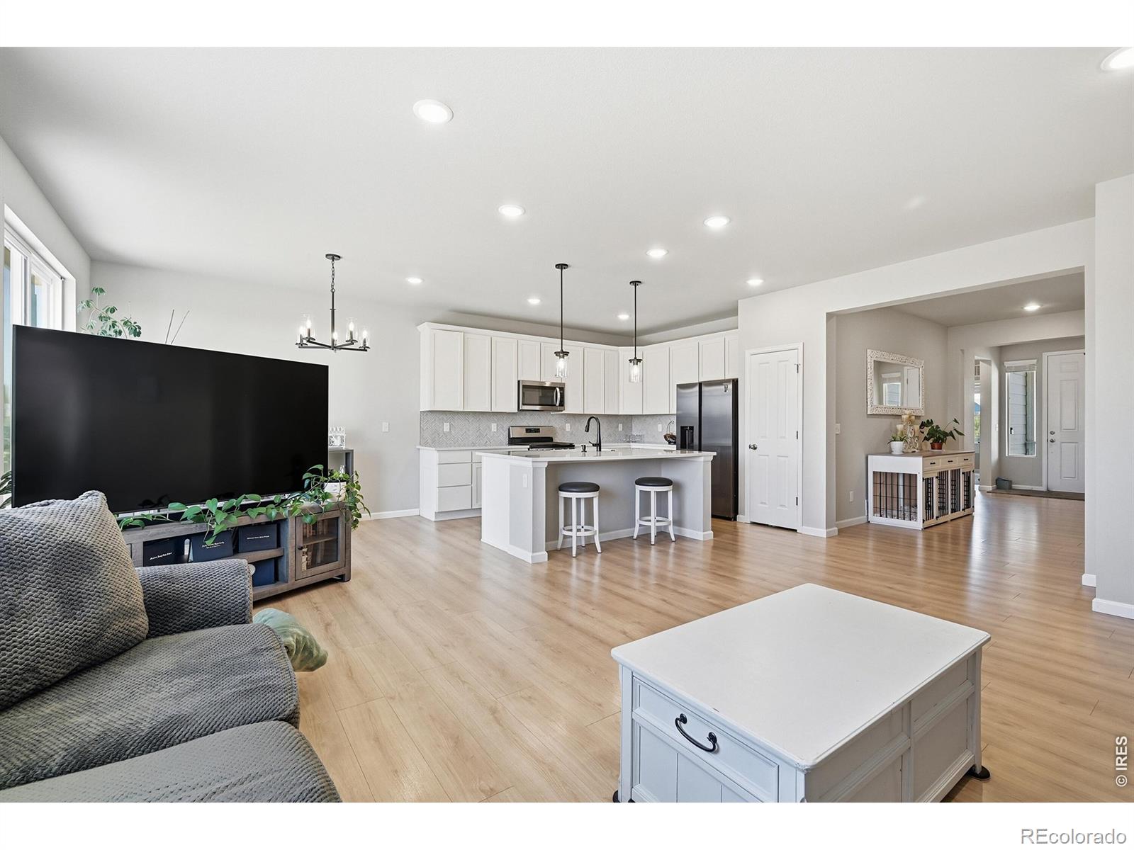 MLS Image #10 for 16736  chilton drive,mead, Colorado