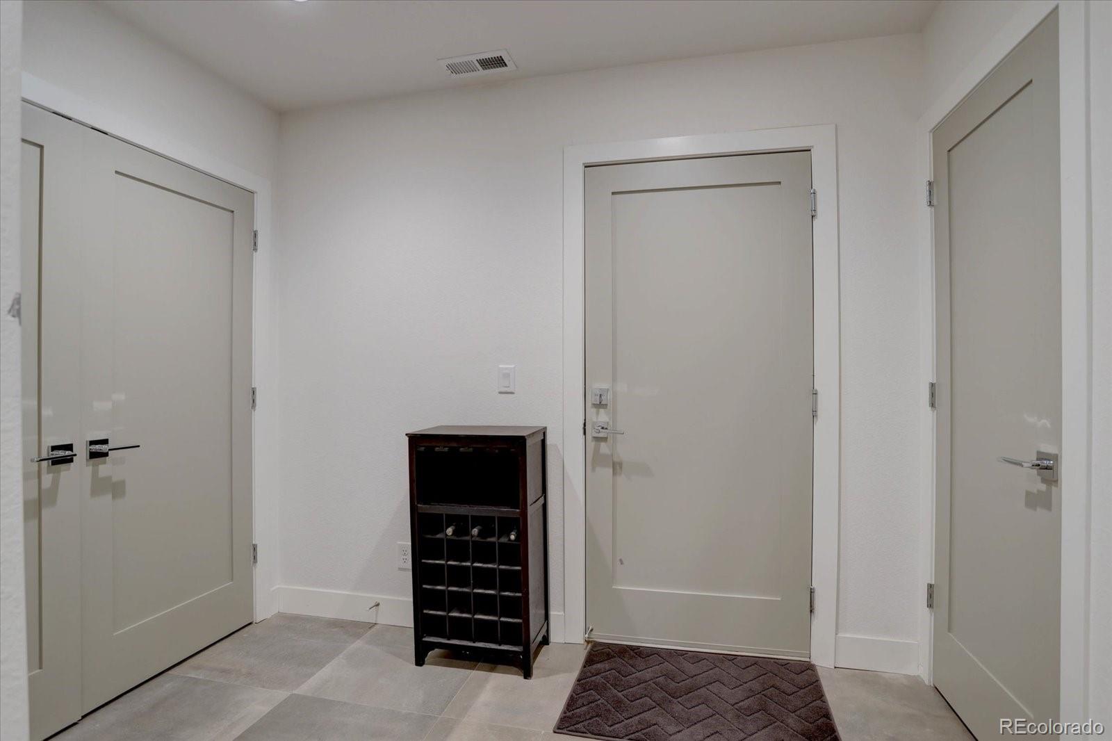 MLS Image #19 for 5469 s curtice street,littleton, Colorado