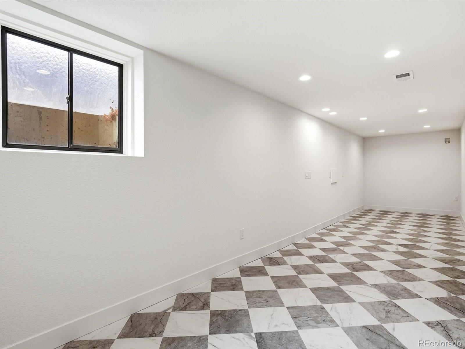 MLS Image #33 for 2800 s university boulevard 121,denver, Colorado