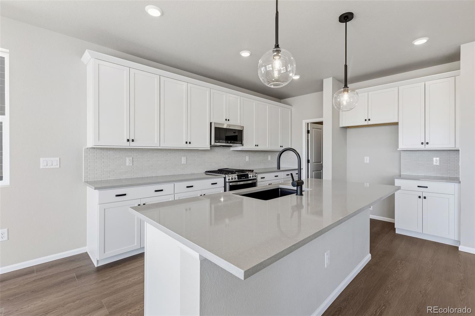 MLS Image #2 for 24382 e atlantic drive,aurora, Colorado