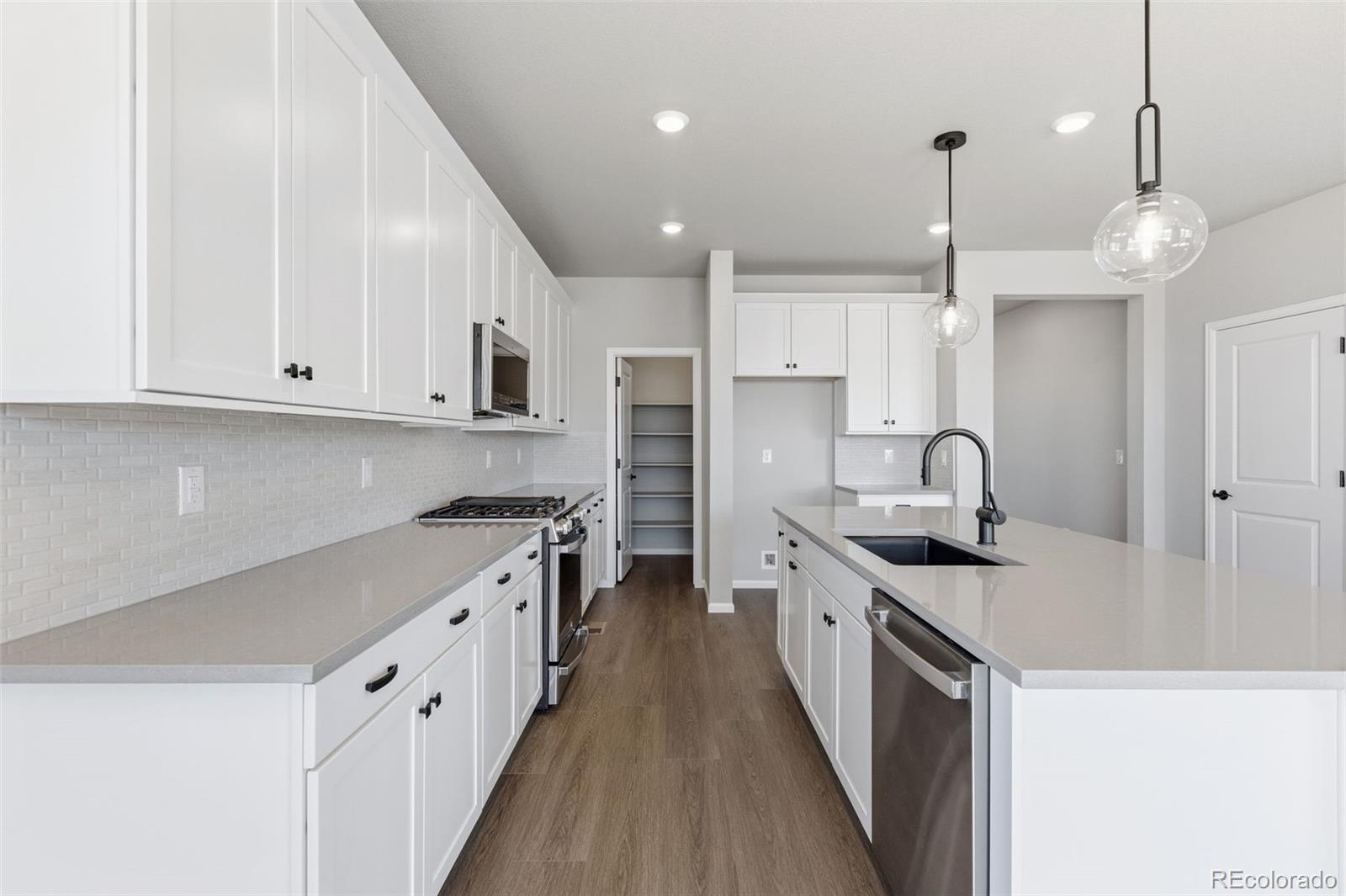 MLS Image #4 for 24382 e atlantic drive,aurora, Colorado
