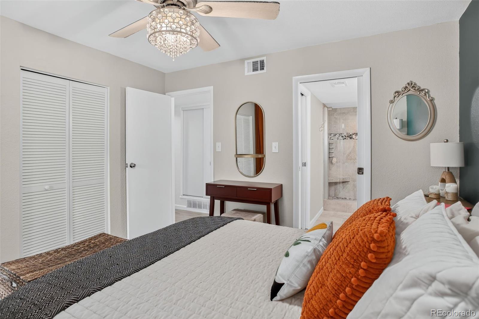 MLS Image #11 for 14934 e hampden circle 3,aurora, Colorado