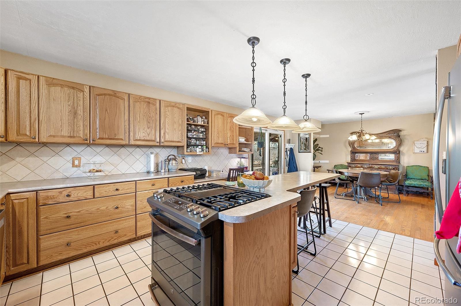 MLS Image #16 for 2540 s kipling street,lakewood, Colorado