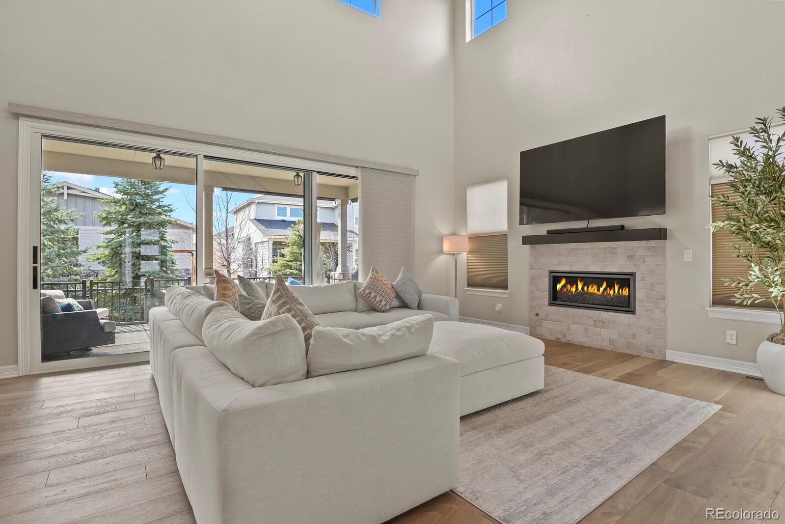 MLS Image #12 for 27500 e lakeview drive,aurora, Colorado