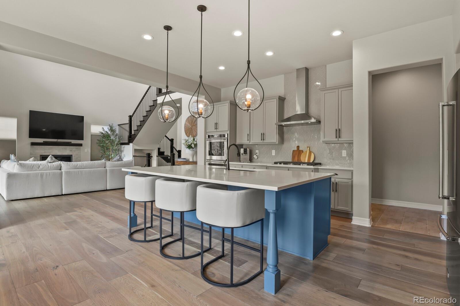 MLS Image #17 for 27500 e lakeview drive,aurora, Colorado