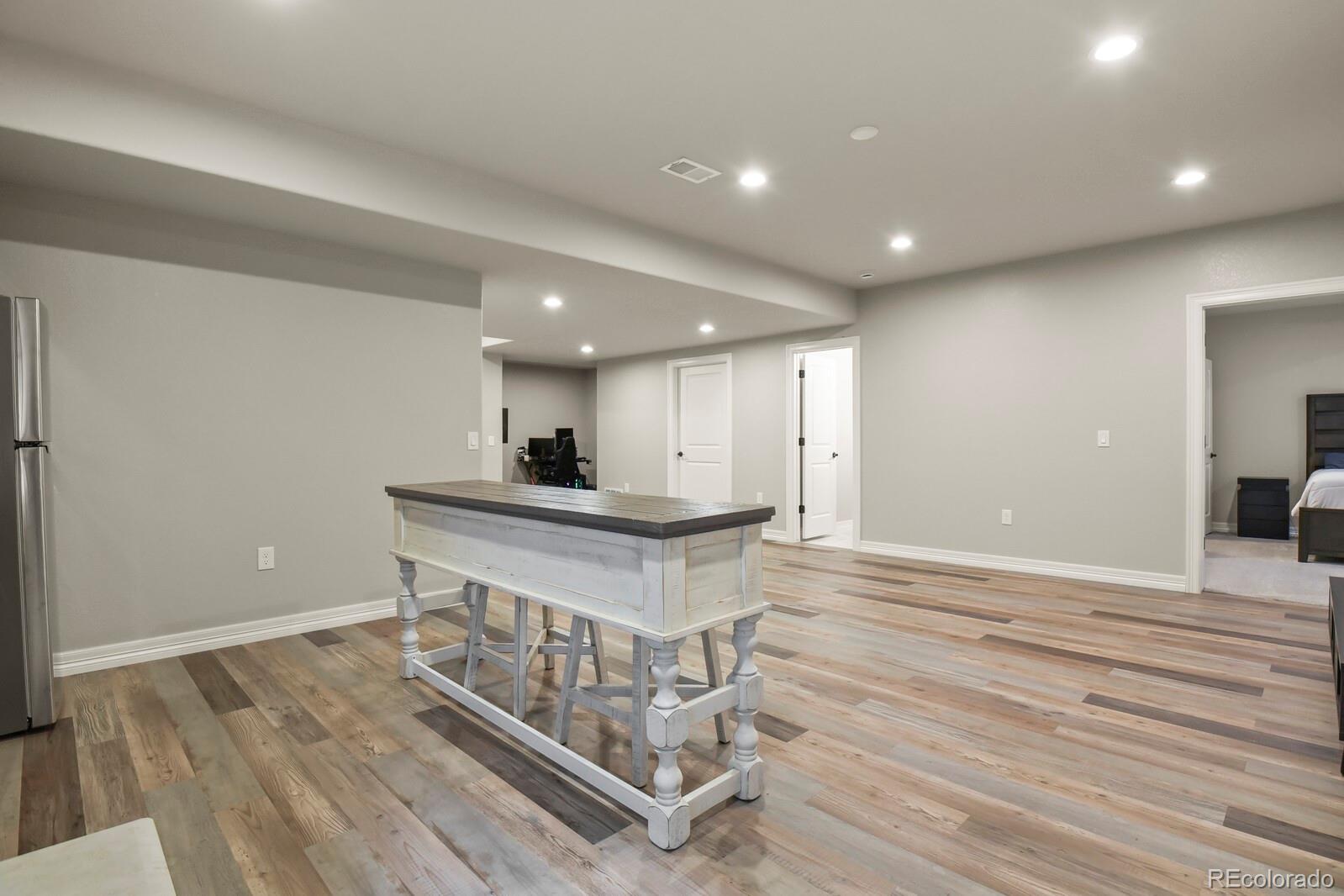 MLS Image #35 for 27500 e lakeview drive,aurora, Colorado