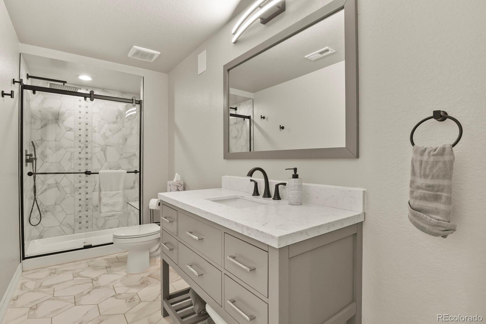 MLS Image #38 for 27500 e lakeview drive,aurora, Colorado