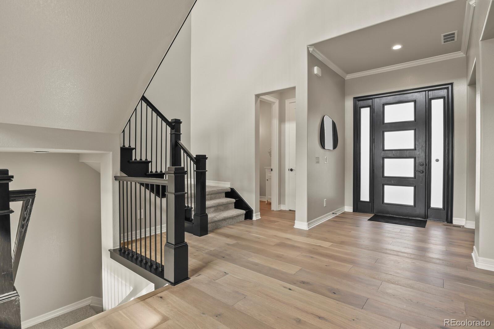 MLS Image #9 for 27500 e lakeview drive,aurora, Colorado