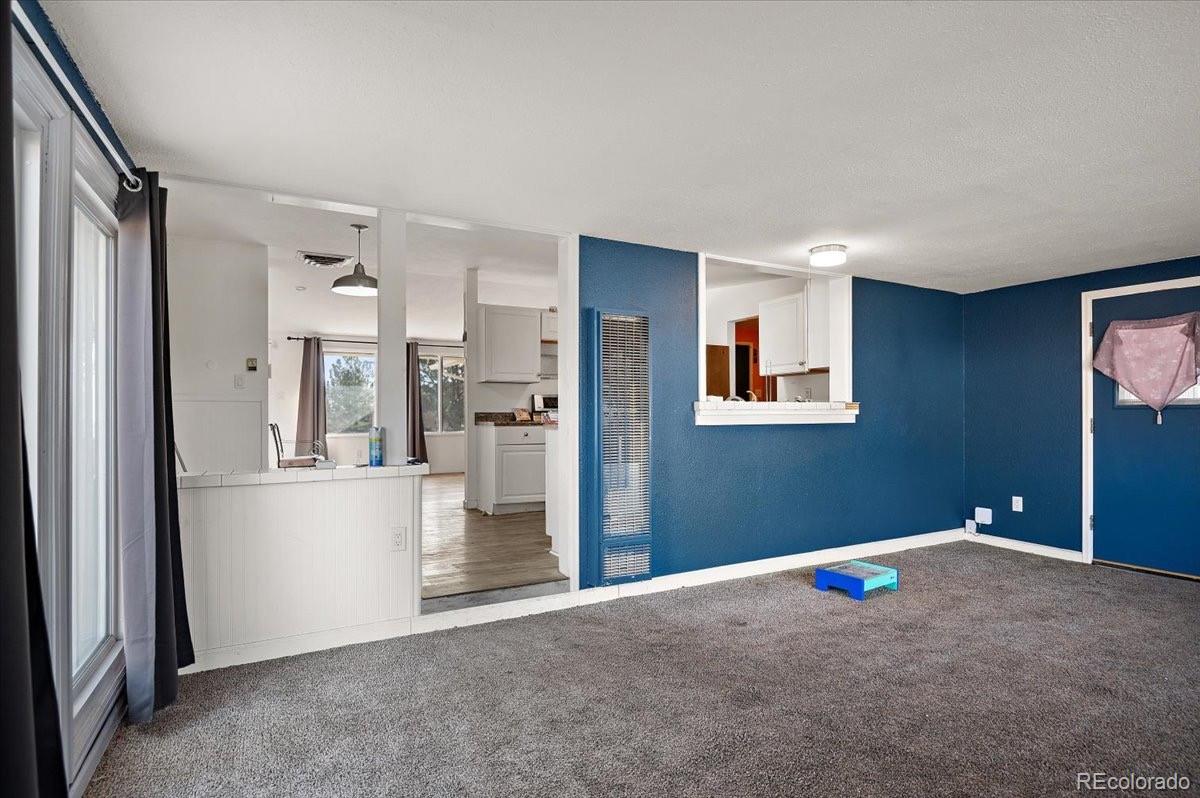 MLS Image #14 for 2321  montezuma road,pueblo, Colorado