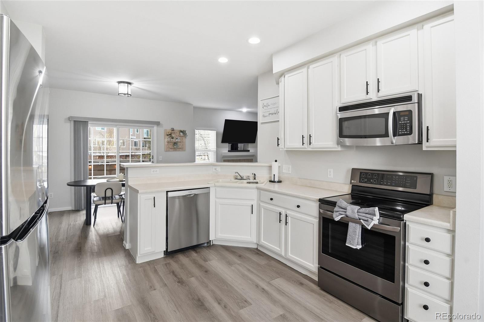 MLS Image #4 for 6819 s webster street b,littleton, Colorado