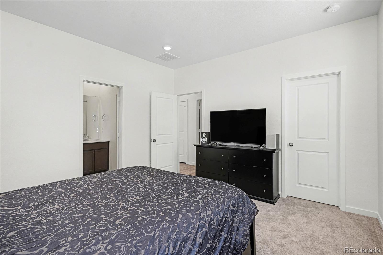 MLS Image #26 for 1980 s fultondale court,aurora, Colorado