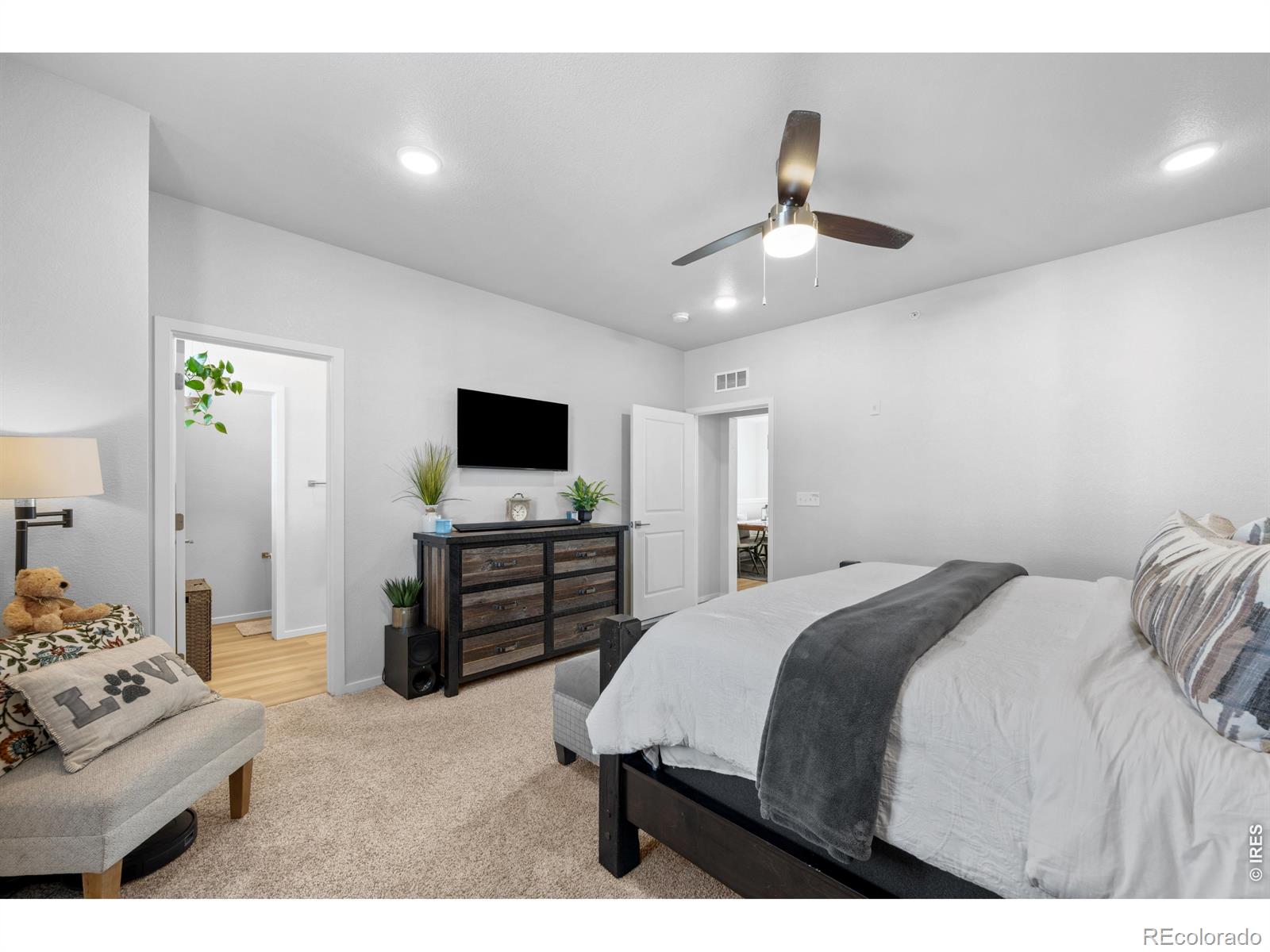 MLS Image #15 for 1821  bounty drive,windsor, Colorado