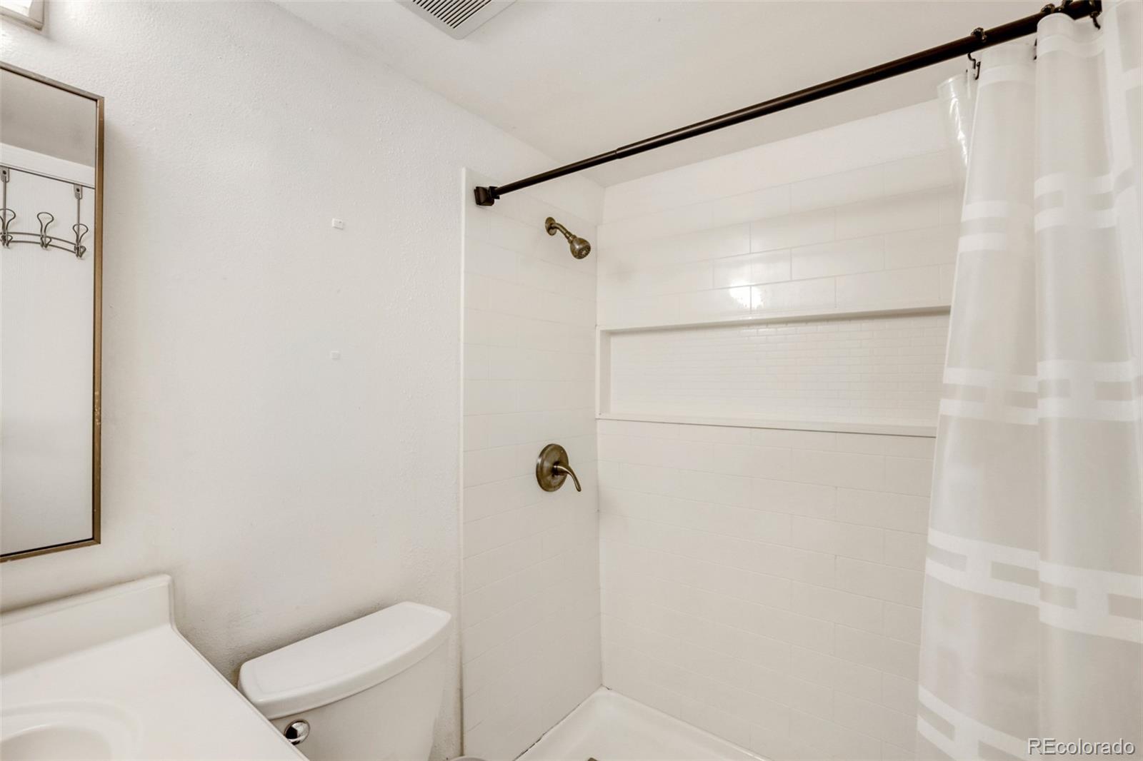 MLS Image #15 for 1845  kendall street,denver, Colorado