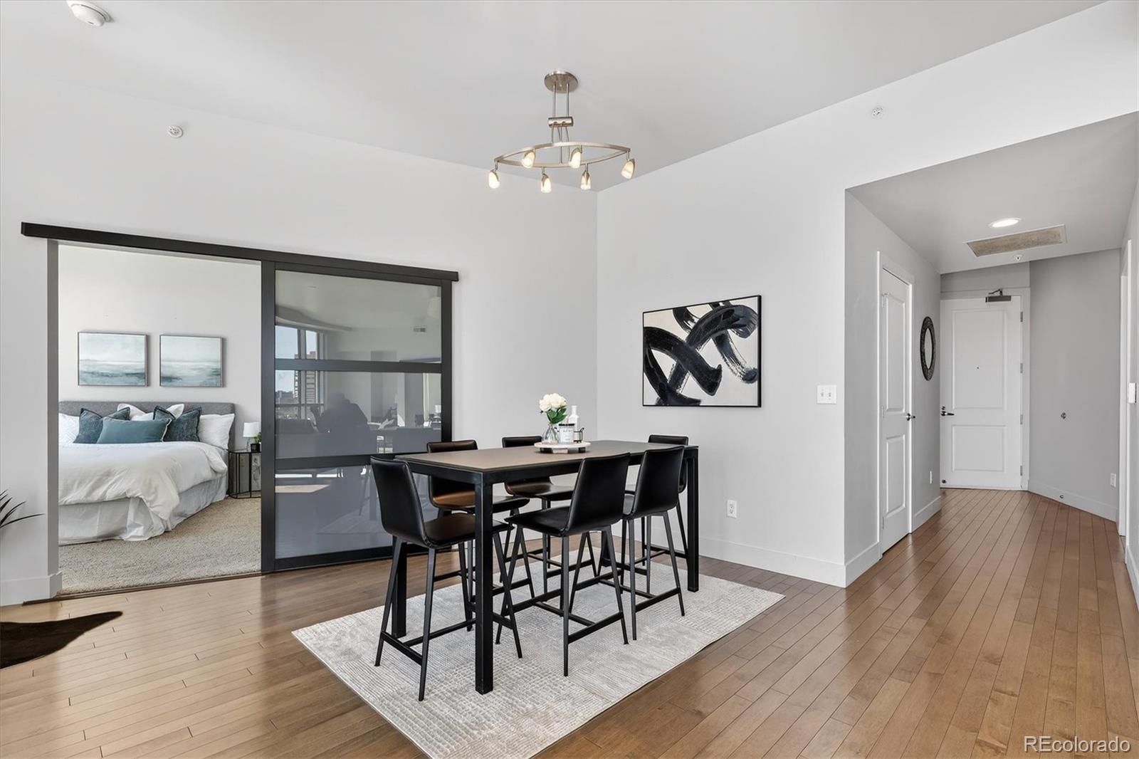 MLS Image #14 for 2001  lincoln street 810,denver, Colorado