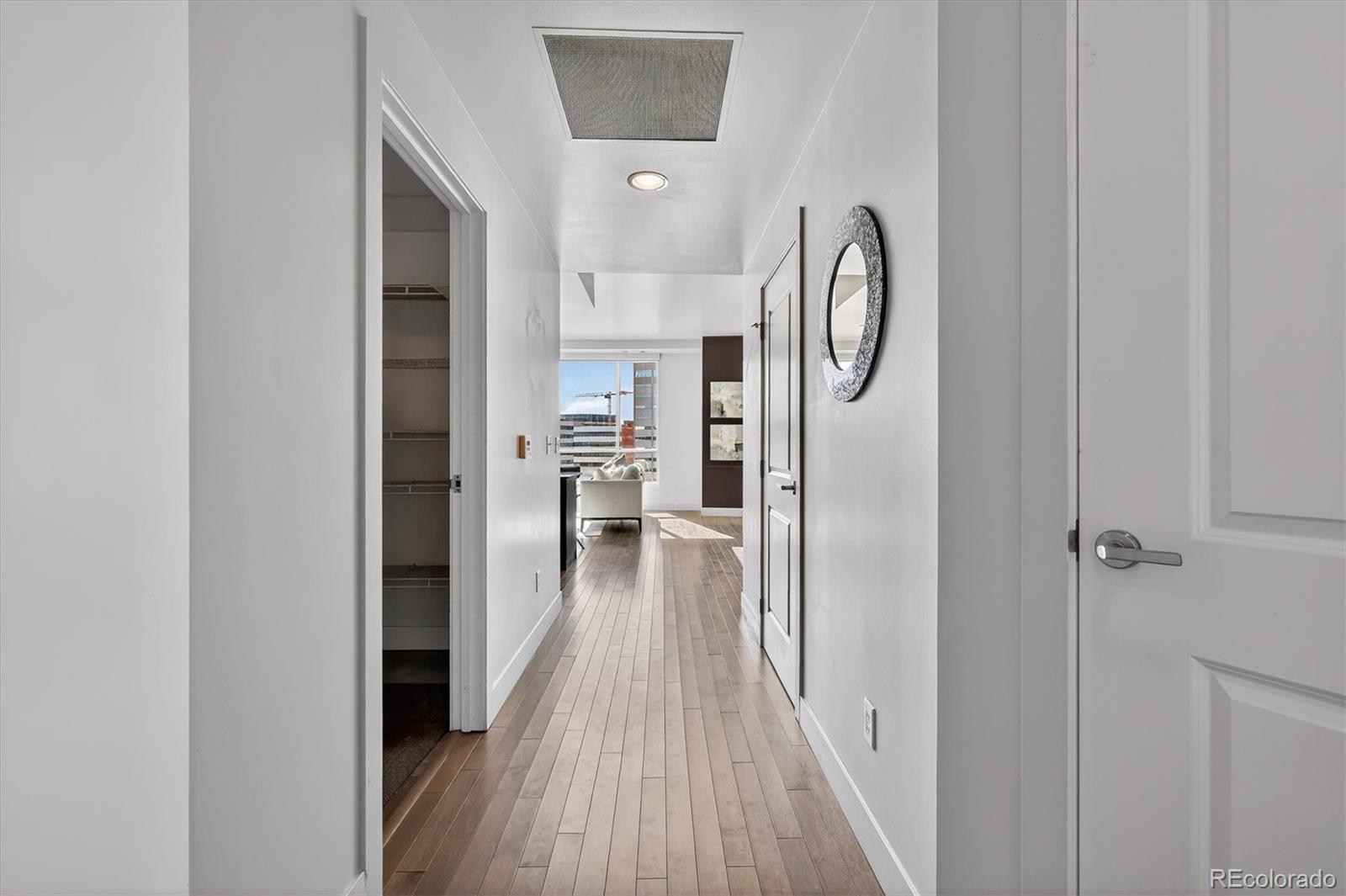 MLS Image #3 for 2001  lincoln street 810,denver, Colorado