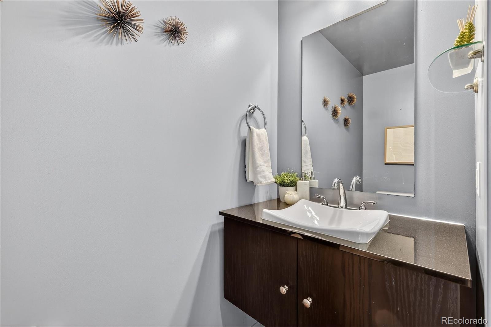 MLS Image #5 for 2001  lincoln street 810,denver, Colorado