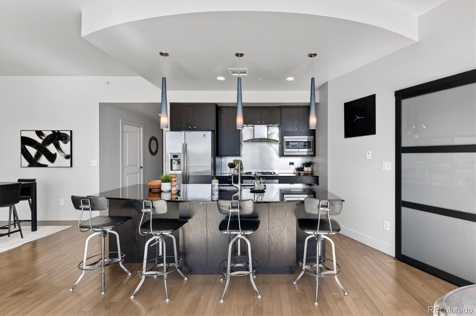 MLS Image #9 for 2001  lincoln street 810,denver, Colorado