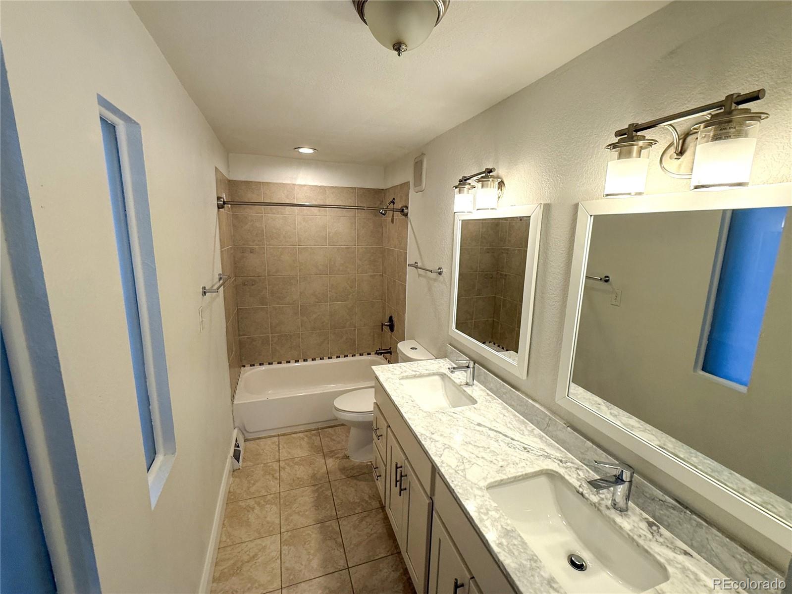 MLS Image #11 for 895 s garrison street,lakewood, Colorado
