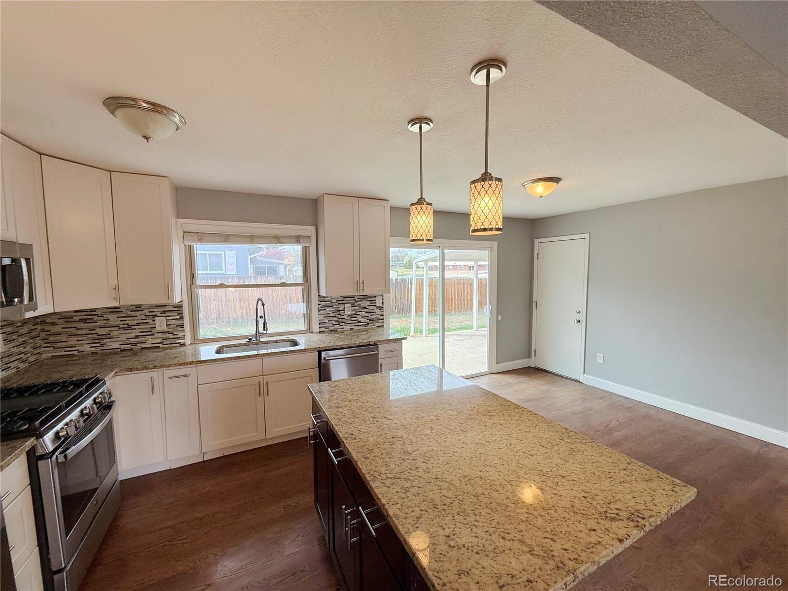 MLS Image #12 for 895 s garrison street,lakewood, Colorado