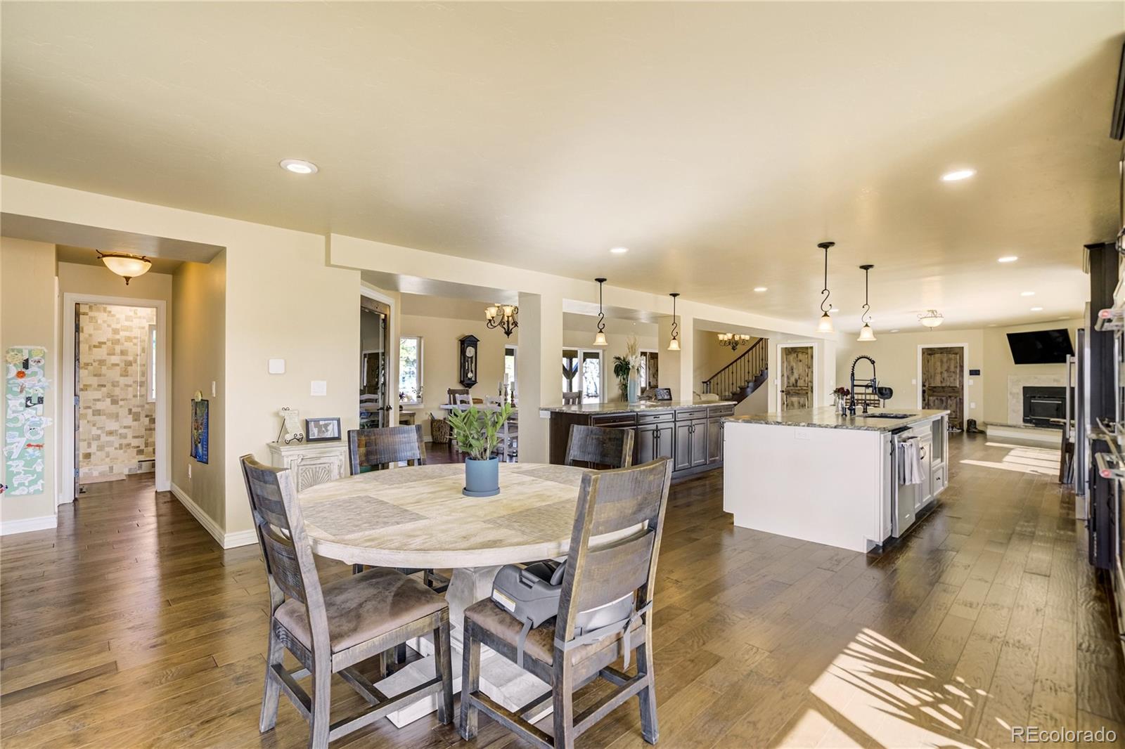 MLS Image #11 for 14475  granby road,colorado springs, Colorado