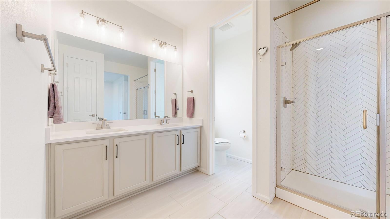 MLS Image #12 for 26 s undergrove street,aurora, Colorado