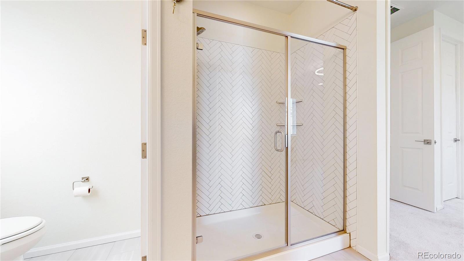 MLS Image #13 for 26 s undergrove street,aurora, Colorado