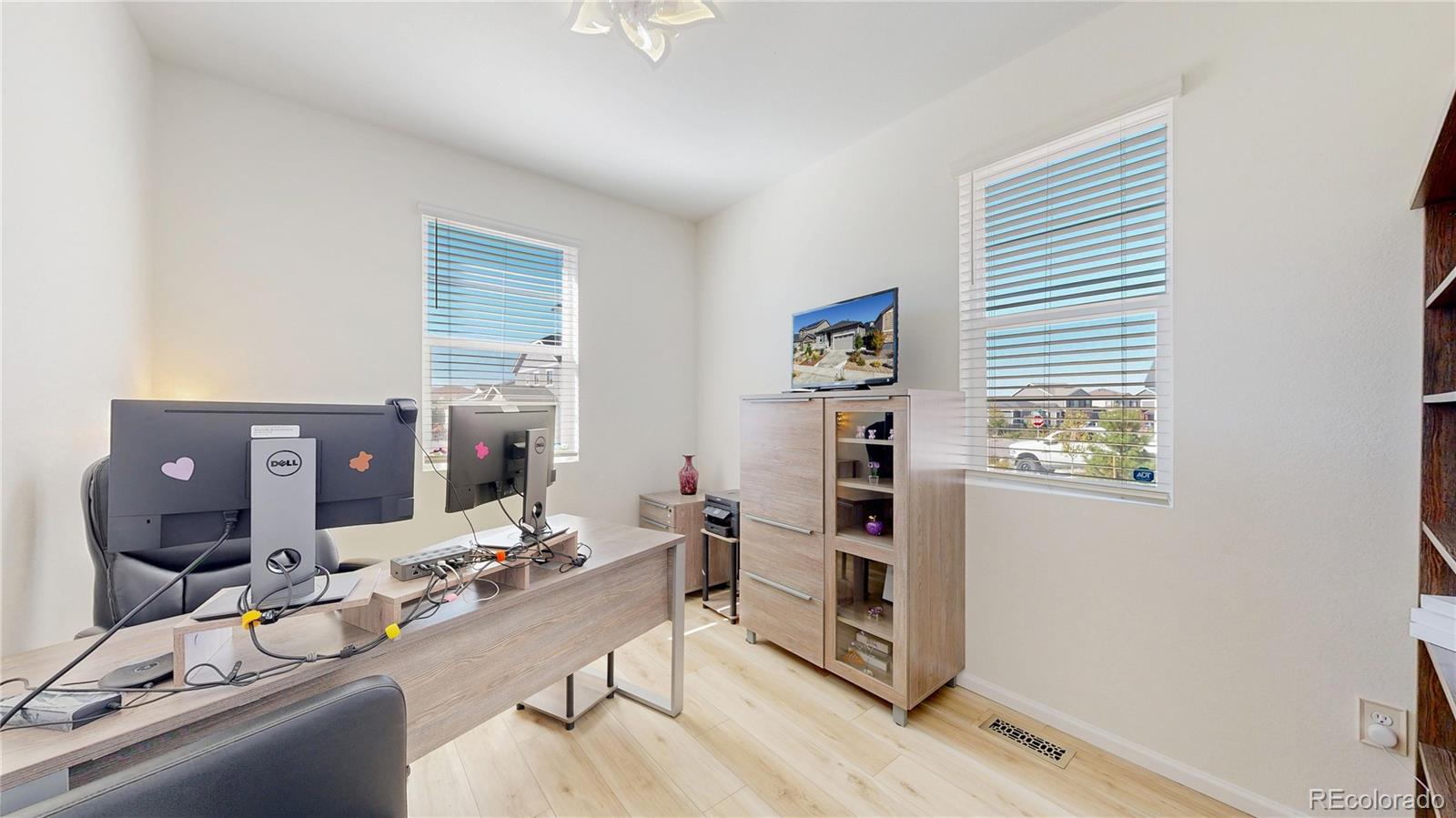 MLS Image #2 for 26 s undergrove street,aurora, Colorado