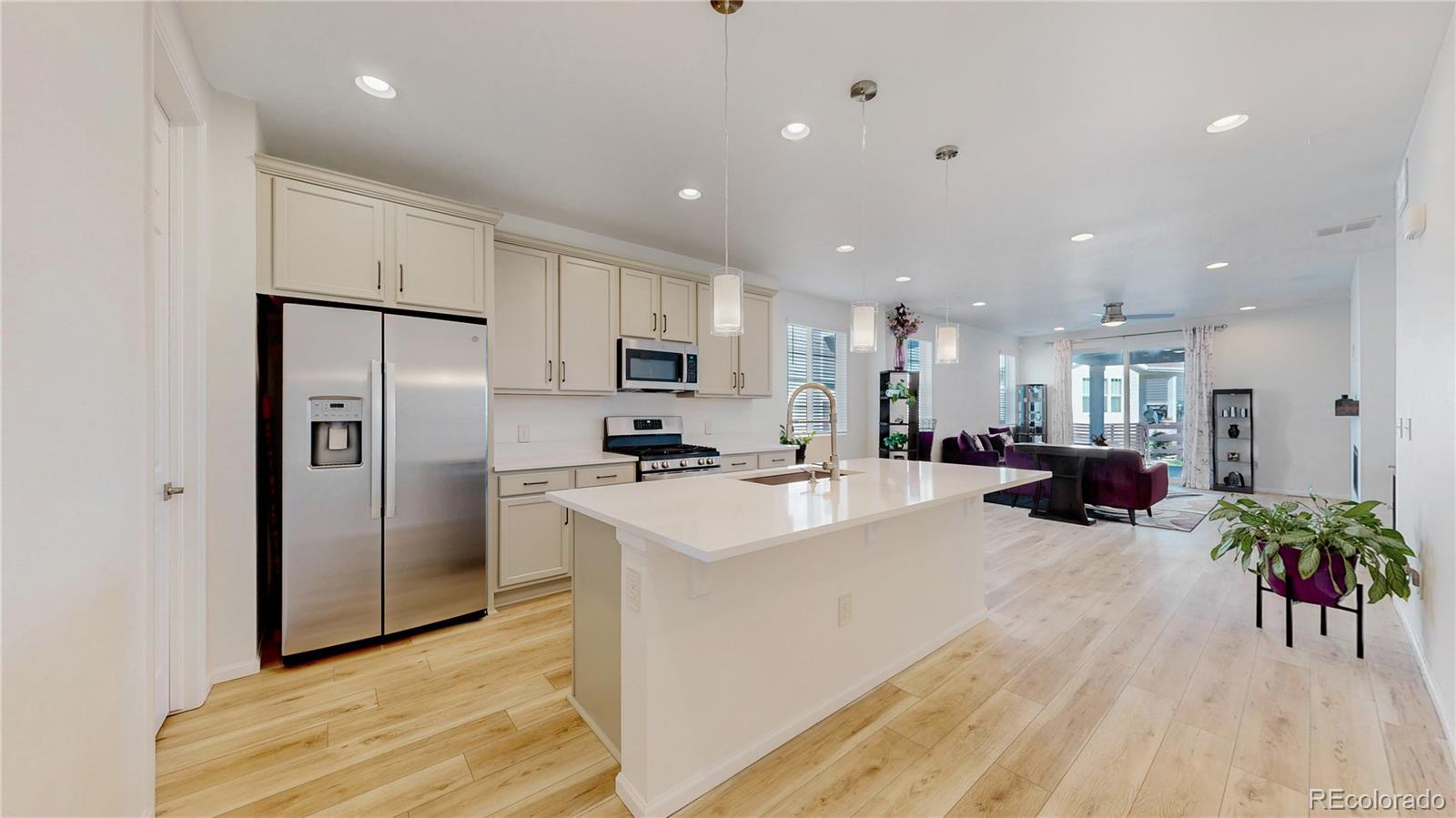 MLS Image #4 for 26 s undergrove street,aurora, Colorado