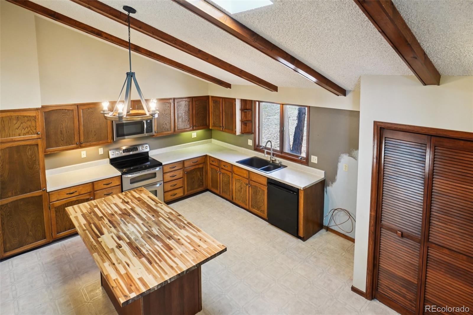 MLS Image #15 for 2175  carriage drive,estes park, Colorado