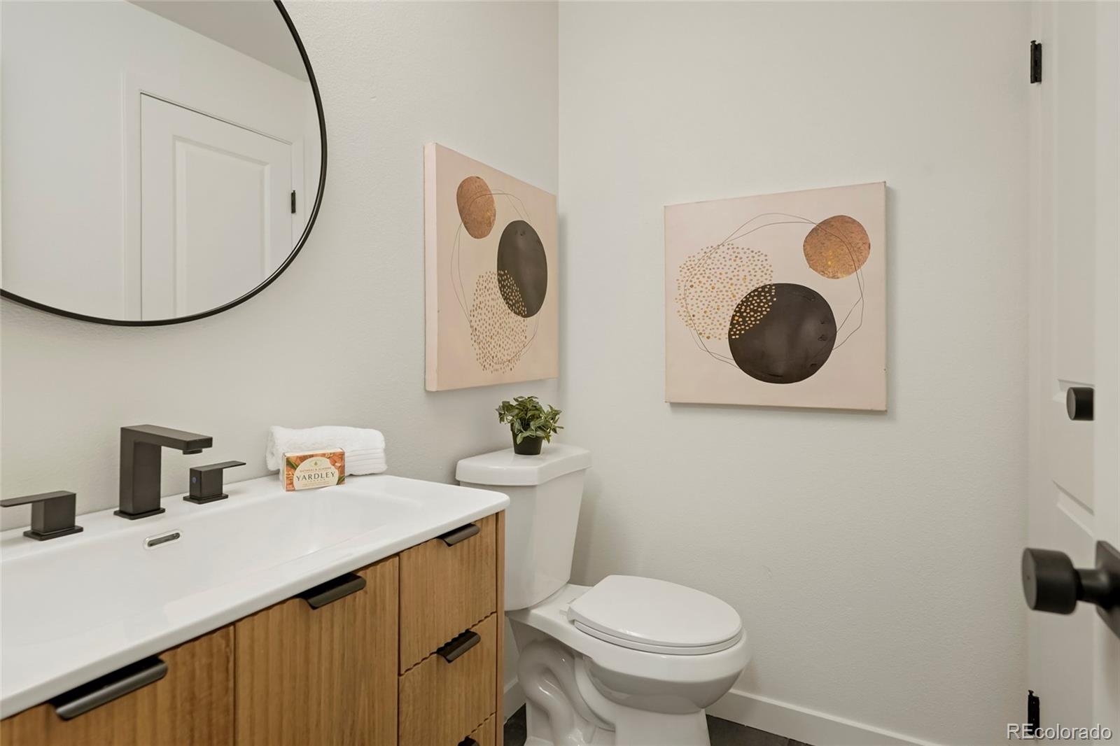 MLS Image #17 for 14  nome way c,aurora, Colorado