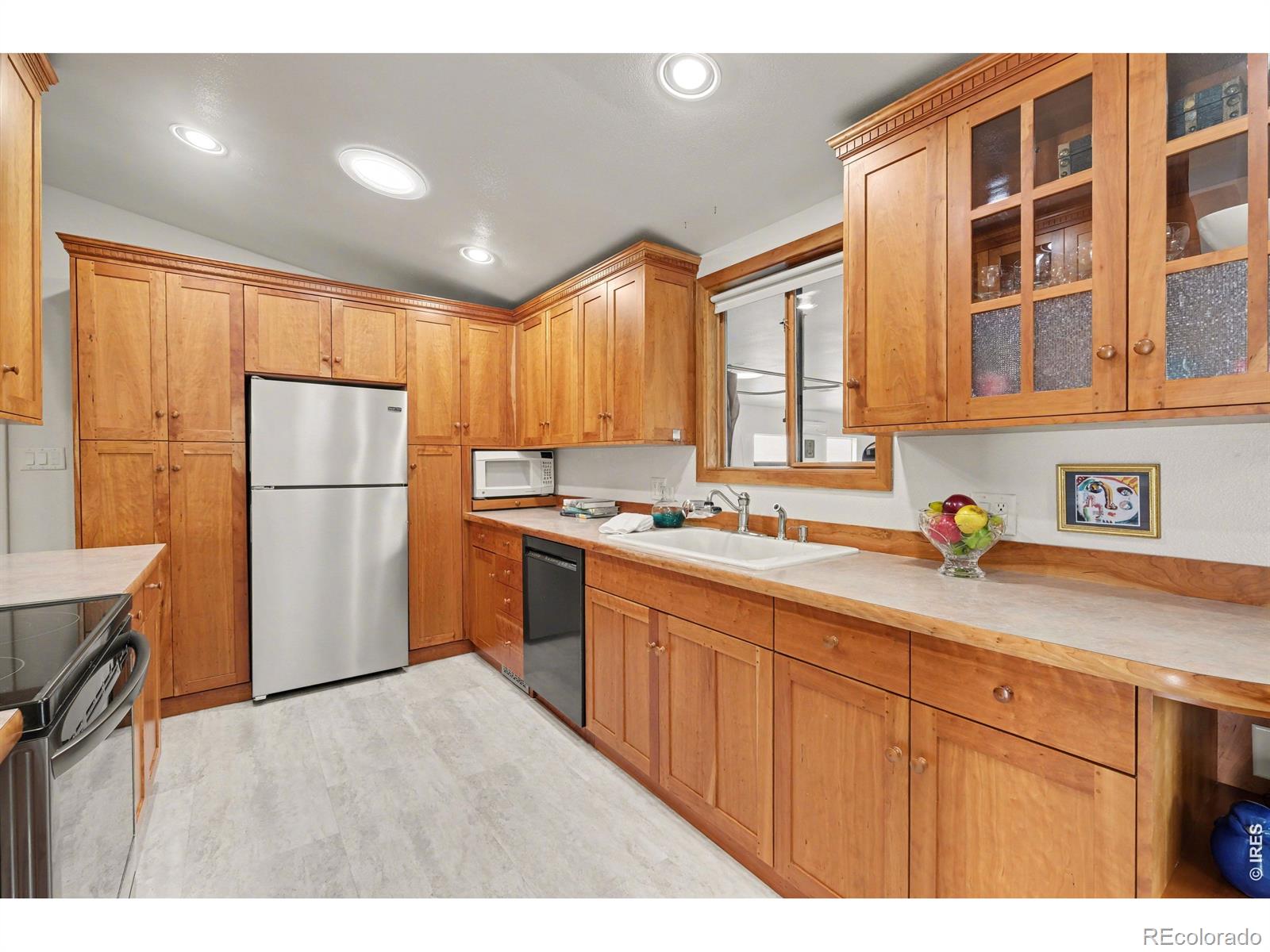 MLS Image #3 for 1021  charlotte street,johnstown, Colorado