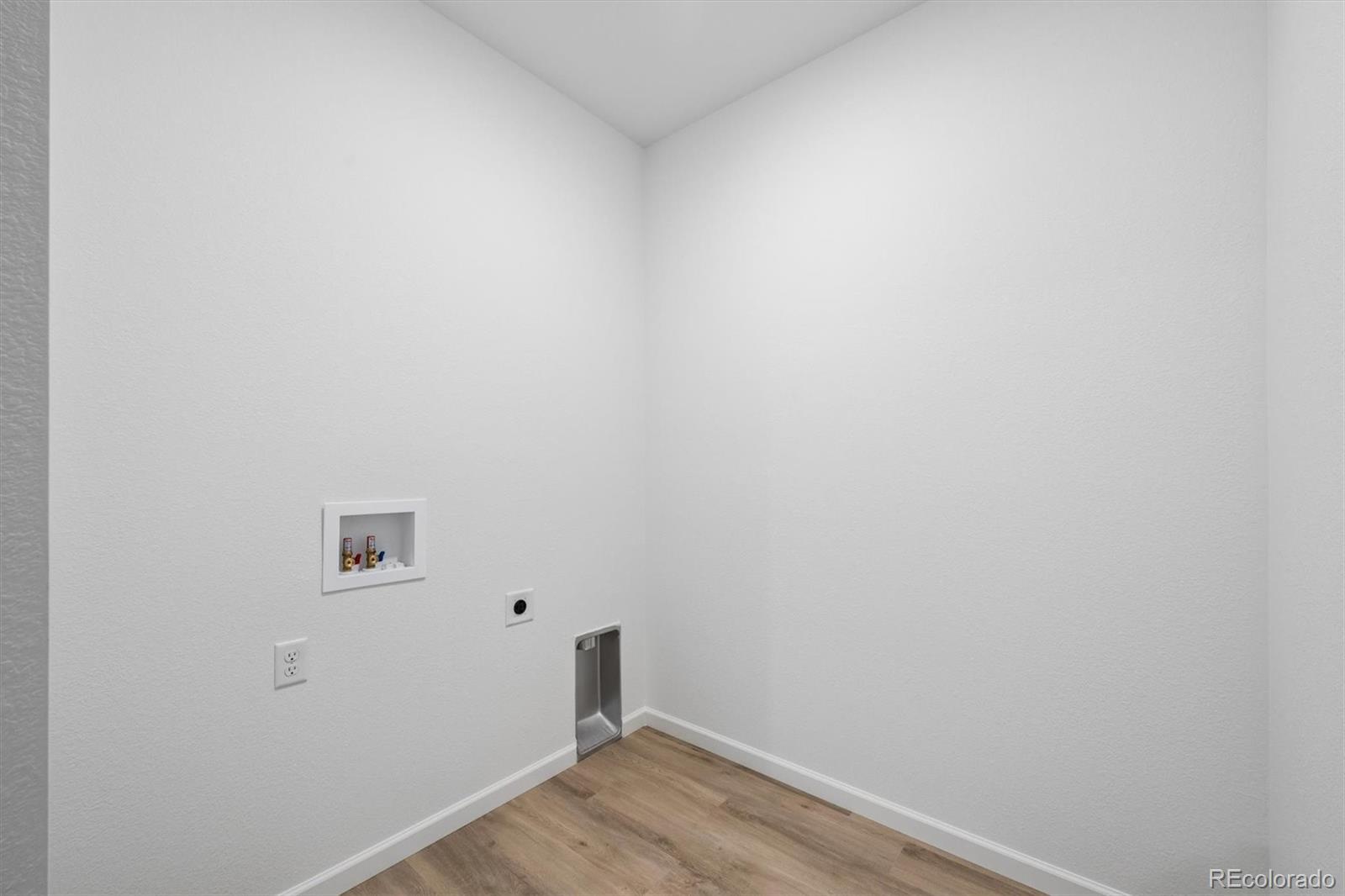 MLS Image #6 for 4220  orangewood drive,johnstown, Colorado