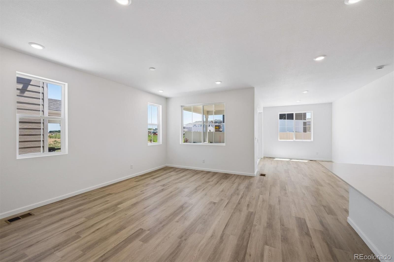 MLS Image #8 for 4220  orangewood drive,johnstown, Colorado
