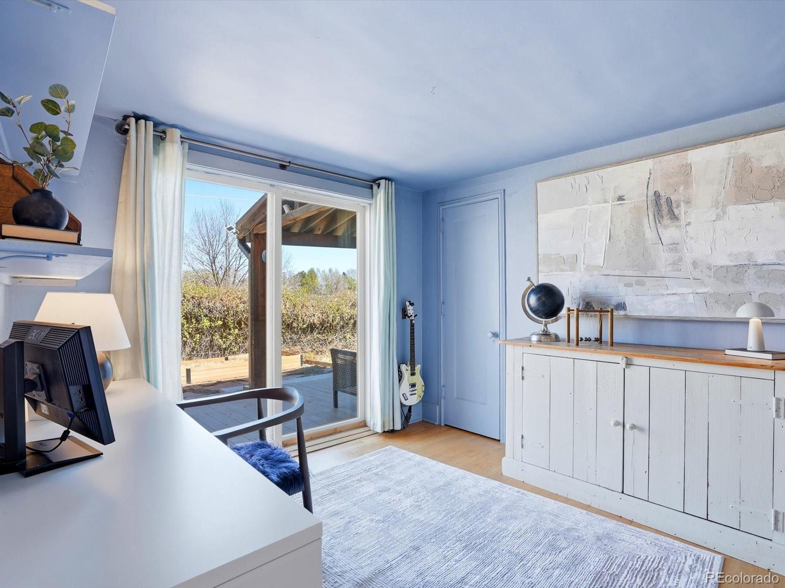MLS Image #14 for 390  ash street,denver, Colorado